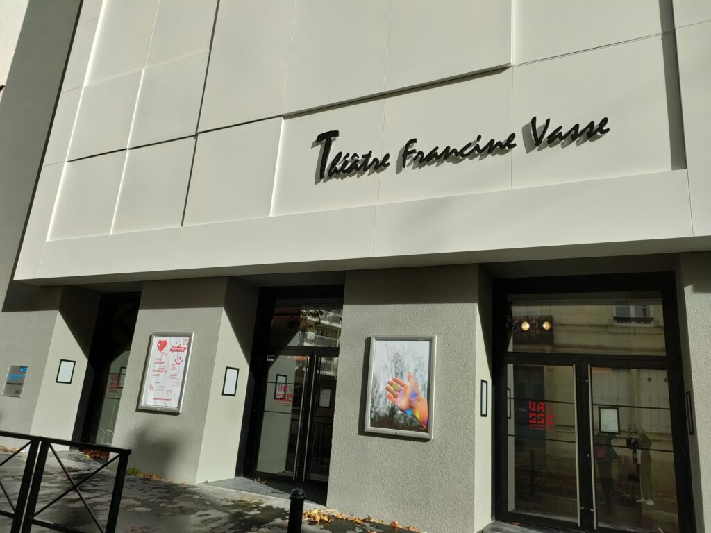 photo de la facade de théâtre francine vasse